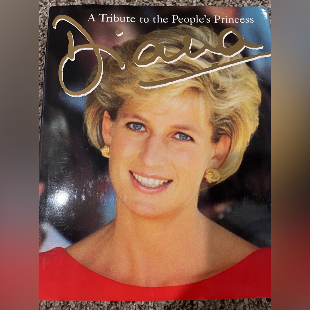 photographic biography of Diana, Princess of Wales
New 1997 edition Hard Cover